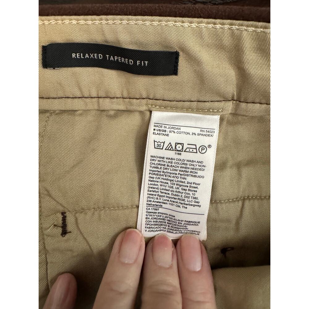Banana Republic Men's Traveler Pleated Relaxed Moleskin Trousers Brown 36 Short - Picture 7 of 10